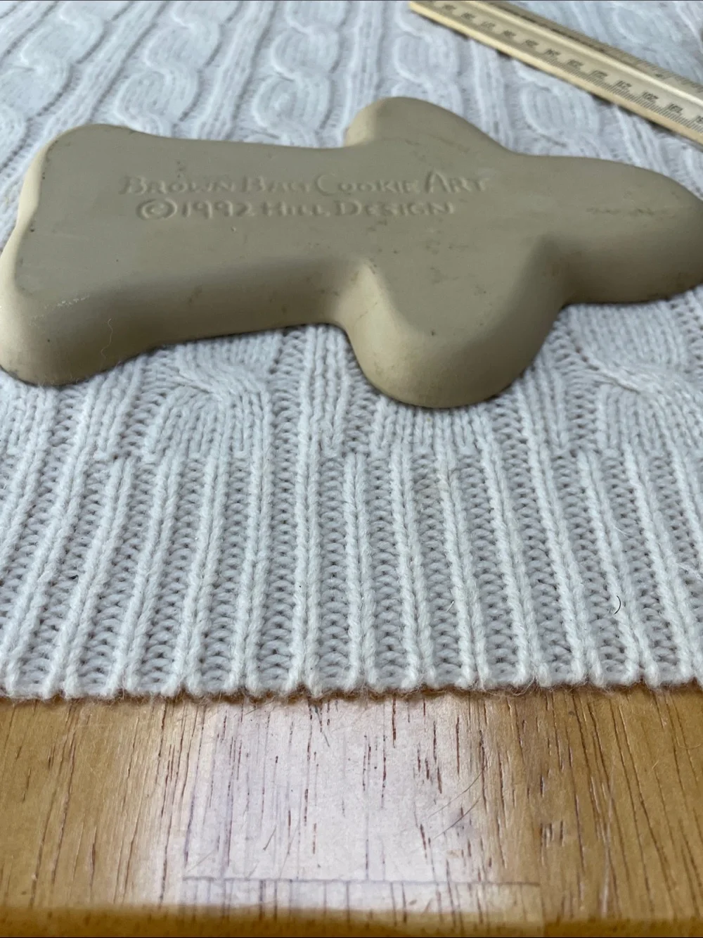 VTG 1992 Brown Bag Cookie Art Gingerbread Mold - Beige